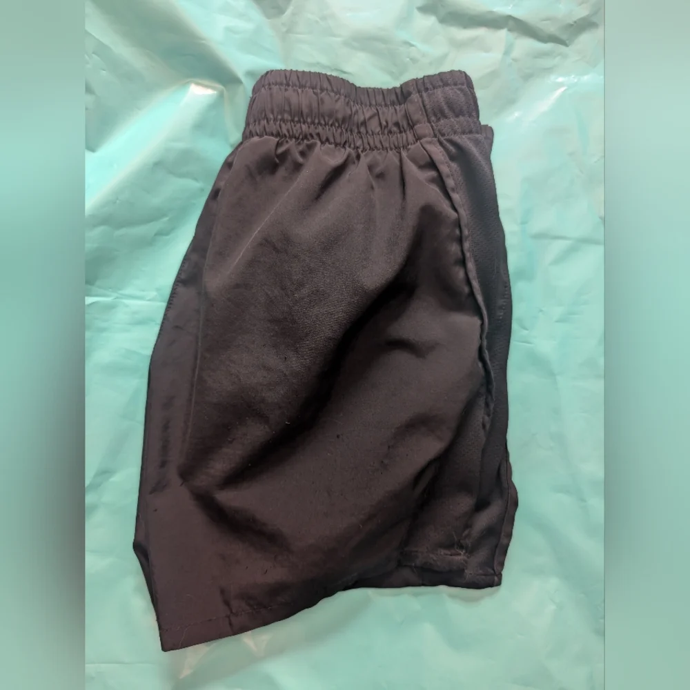 Nike Dri-Fit Black Shorts, Lined, Girls Large